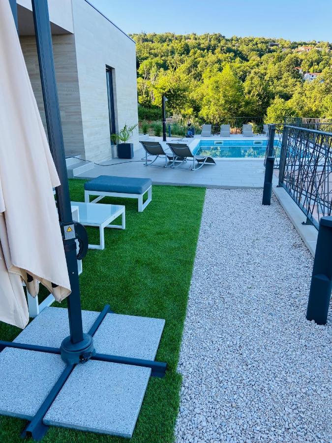 Villa Castanea オパティヤ エクステリア 写真