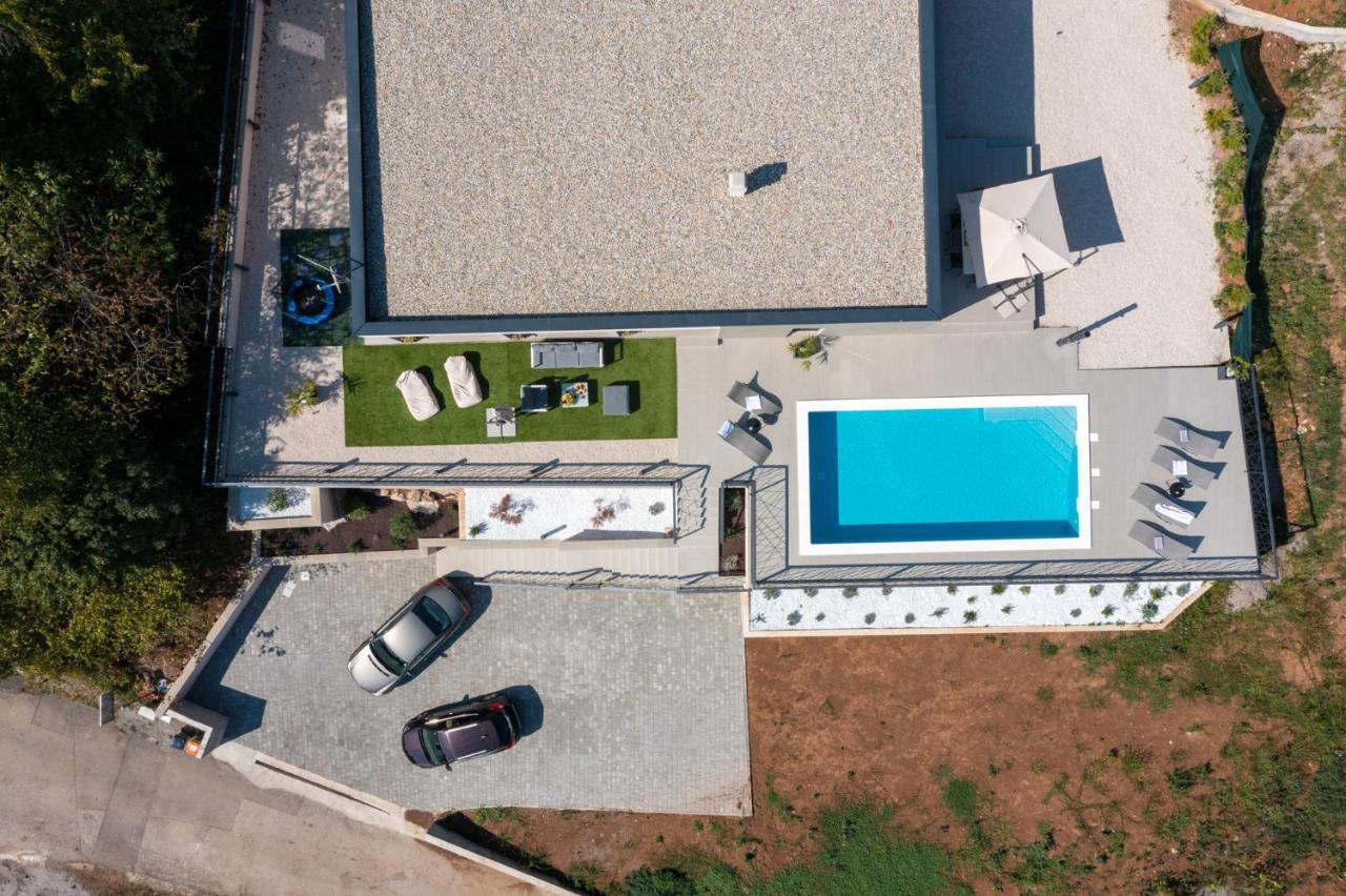 Villa Castanea オパティヤ エクステリア 写真